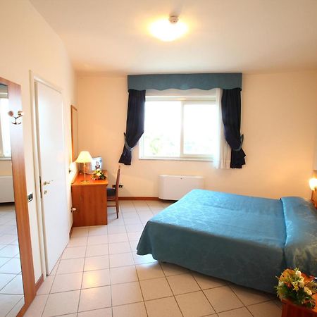 Partenone Resort Hotel Riace Marina Eksteriør bilde